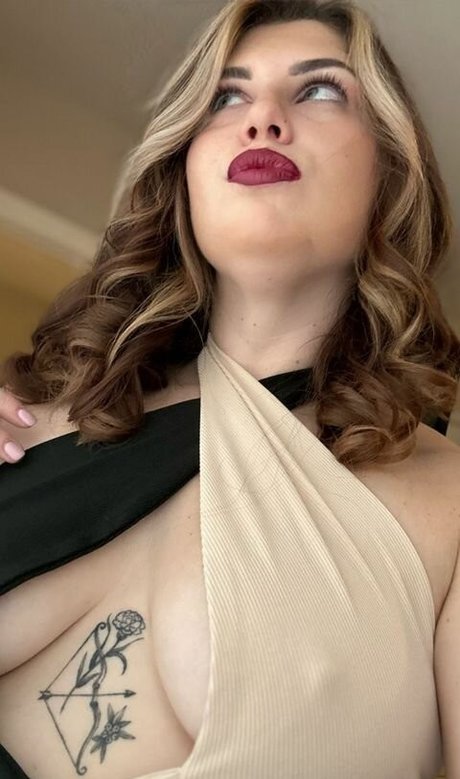 Bekahbutinonly photo 3