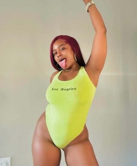 Bella Batista photo 48