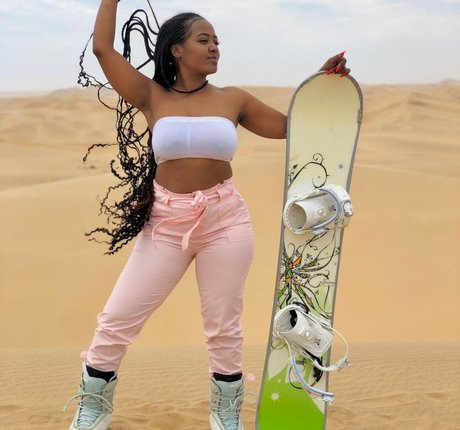 Bella Batista photo 60