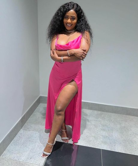 Bella Batista photo 62