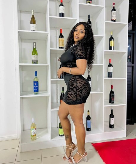 Bella Batista photo 65