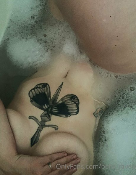 Bella_raven photo 7