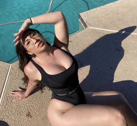 Bellabottoms69 photo 70