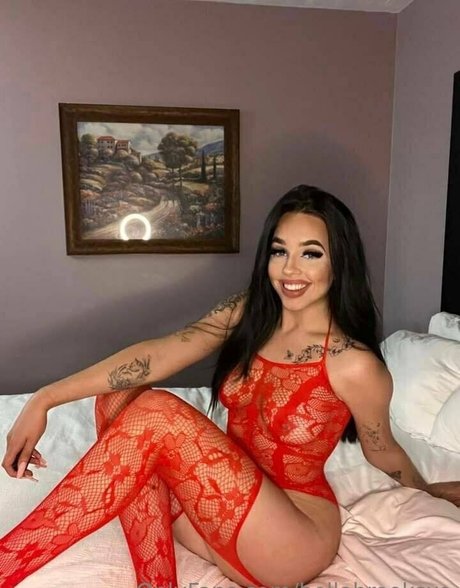 Bellabrooksxo photo 2