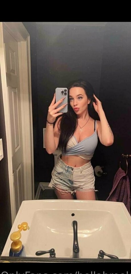 Bellabrooksxo photo 63