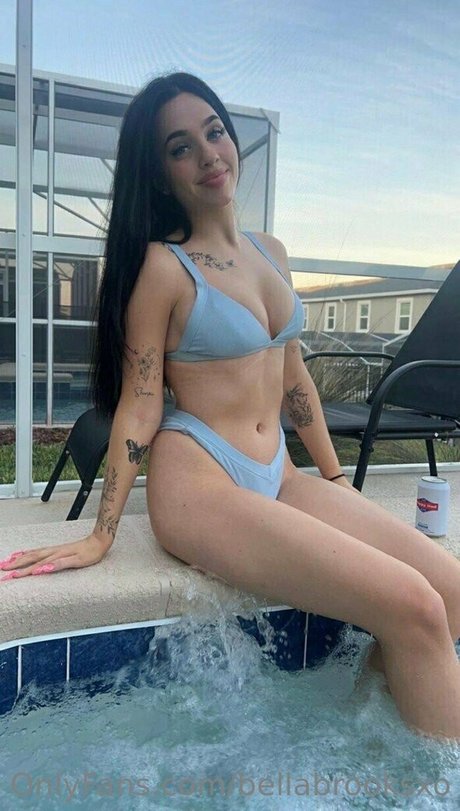 Bellabrooksxo photo 66