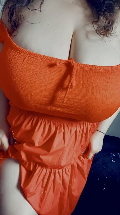 Bella Gold photo 36