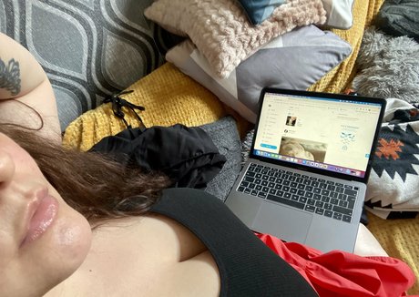 Bella Gold photo 37