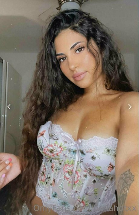 Bellahotxx photo 58