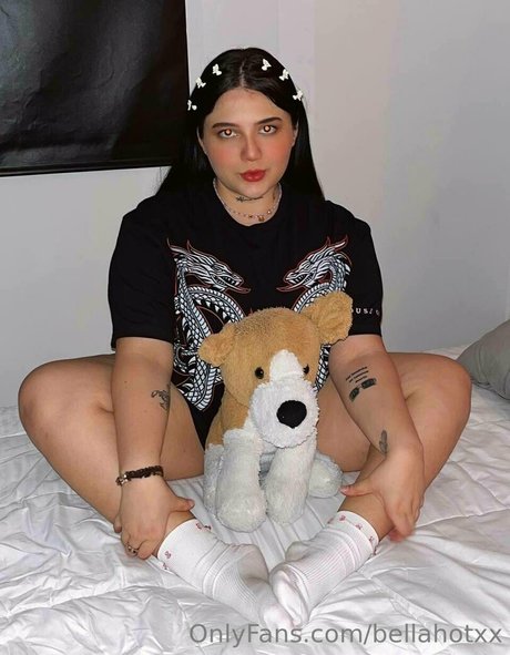 Bellahotxx photo 95