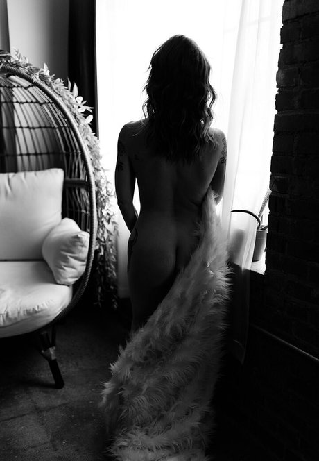 Belle_corinne photo 3