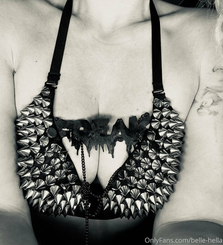 Belle-hella photo 25