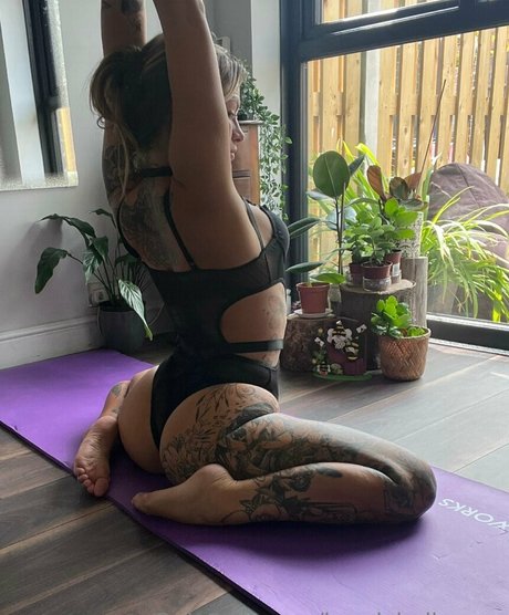 Bendybellaacox photo 19