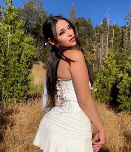 Bernaarose photo 19