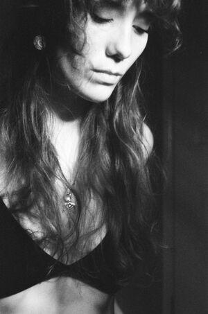 Berta Andrea Snædal photo 129