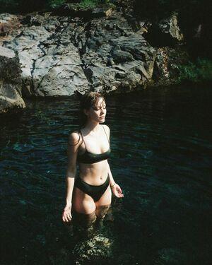 Berta Andrea Snædal photo 333