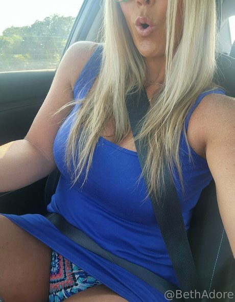 BethAdore photo 4