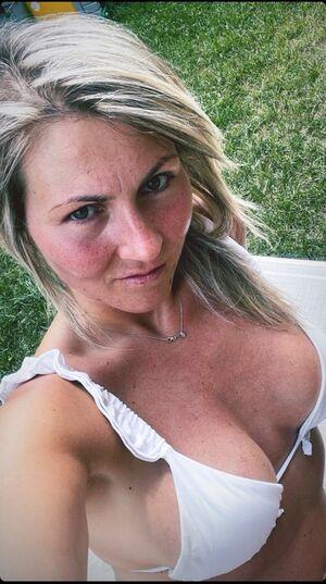 Betty Sokate photo 3