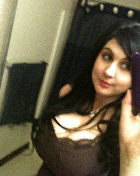 Beverly Paige photo 23