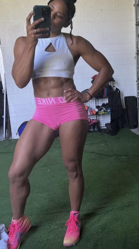 Bianca Belair photo 5