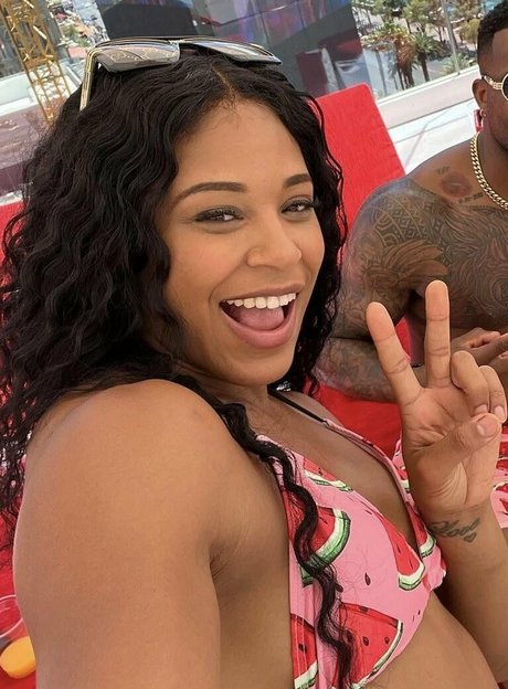 Bianca Belair photo 10