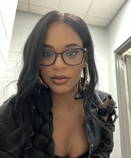 Bianca Belair photo 15
