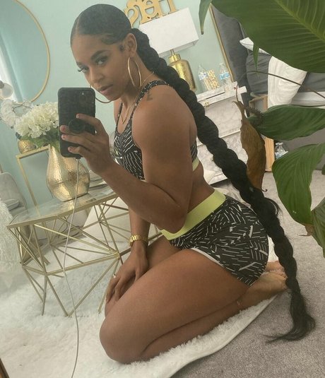 Bianca Belair photo 56