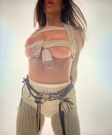 Bianca Censori photo 37