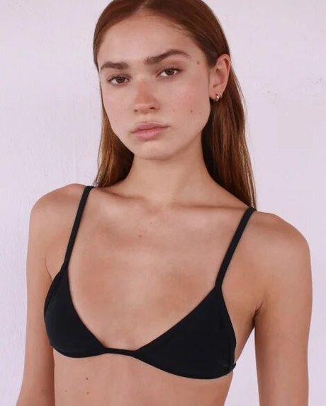 Bianca Finch photo 20