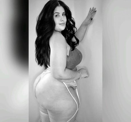 Bianca Novaes photo 96