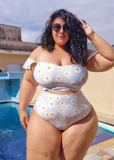 Bianca Novaes photo 111