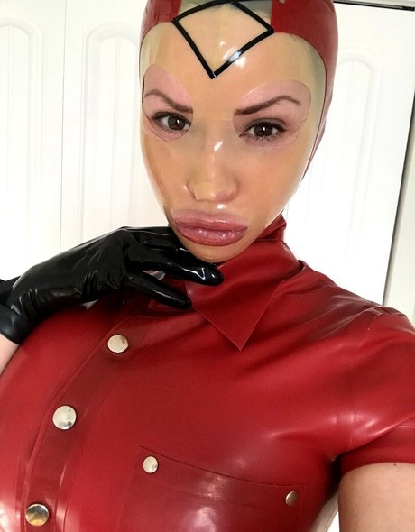 Biancabeauchamp photo 24