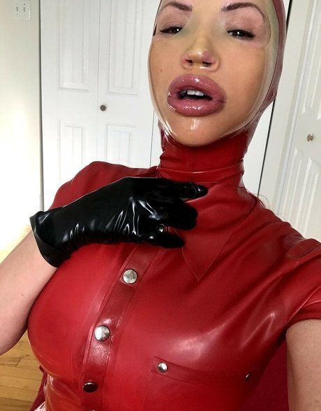 Biancabeauchamp photo 44