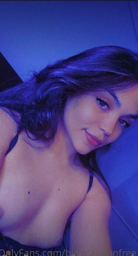 Biancaswanfree photo 190