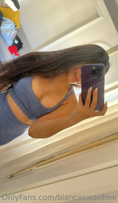Biancaswanfree photo 199
