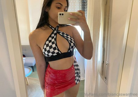 Biancaswanfree photo 265