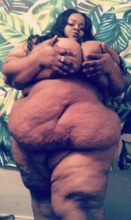 Bigbabii photo 6