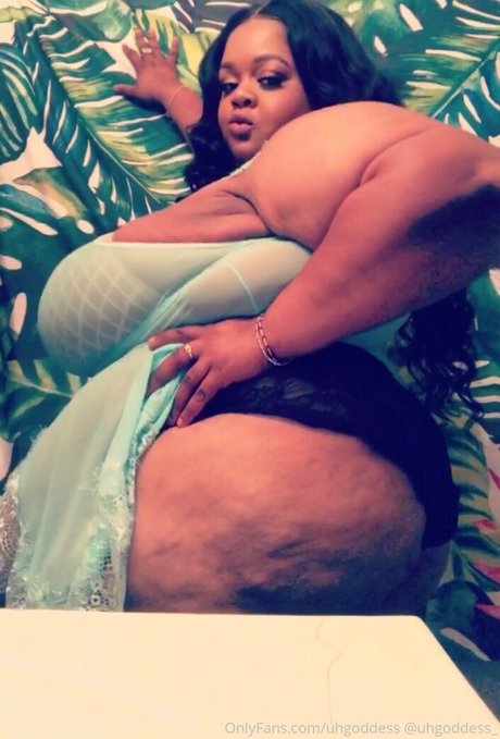 Bigbabii photo 10