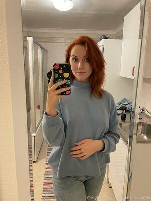 bigblueeyes666 photo 88