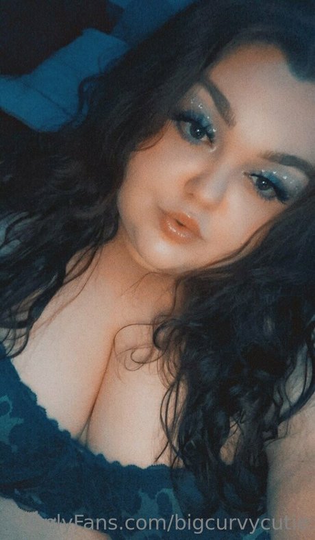 Bigcurvycutie photo 5