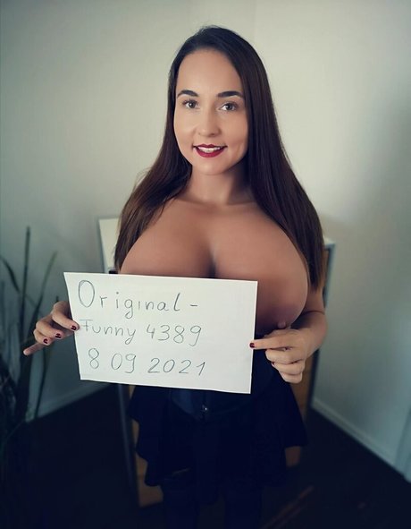 Biggaminggirl photo 14