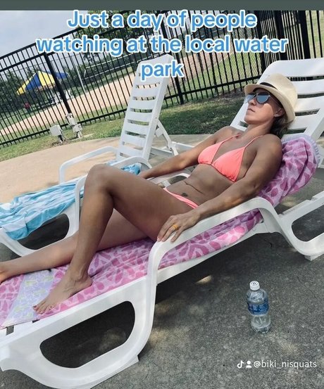 BikiniSquats photo 21