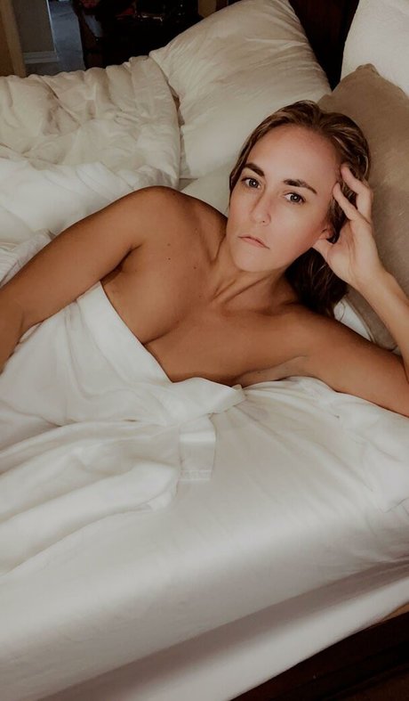 BikiniSquats photo 30