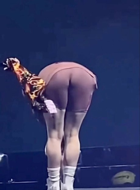 Billie Eilish photo 46