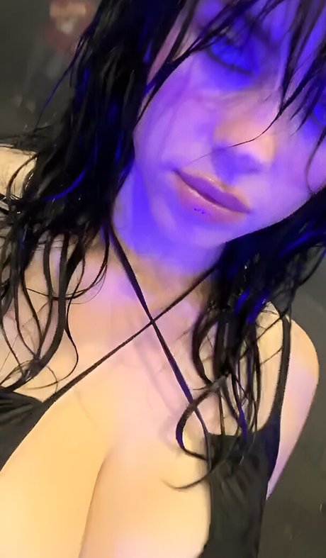 Billie Eilish photo 93