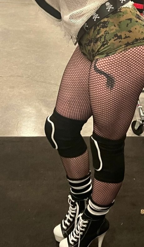 Billie Eilish photo 128