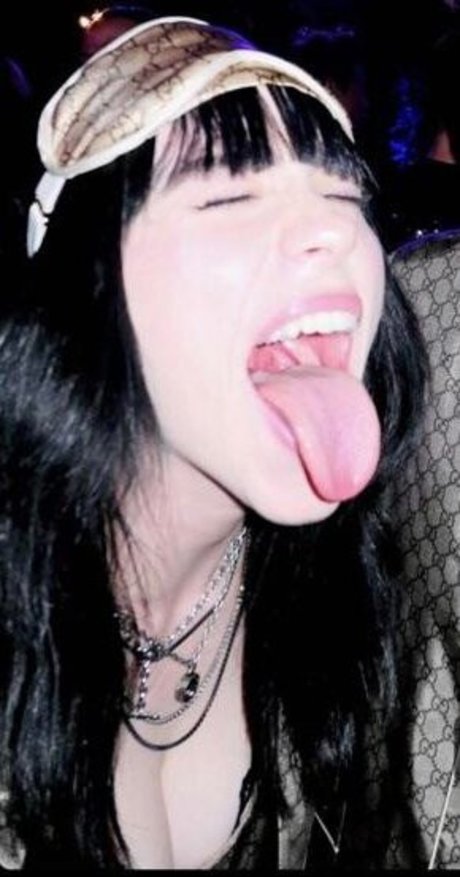 Billie Eilish photo 144