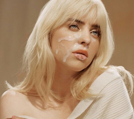 Billie Eilish photo 167