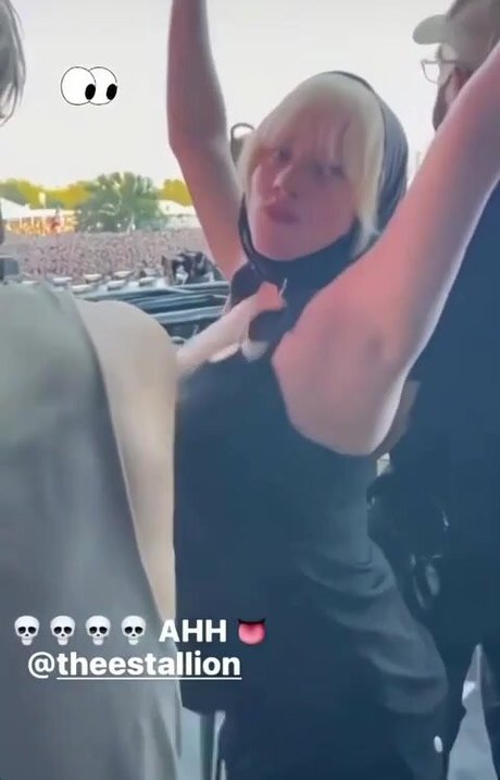 Billie Eilish photo 204