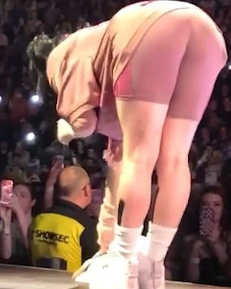 Billie Eilish photo 227